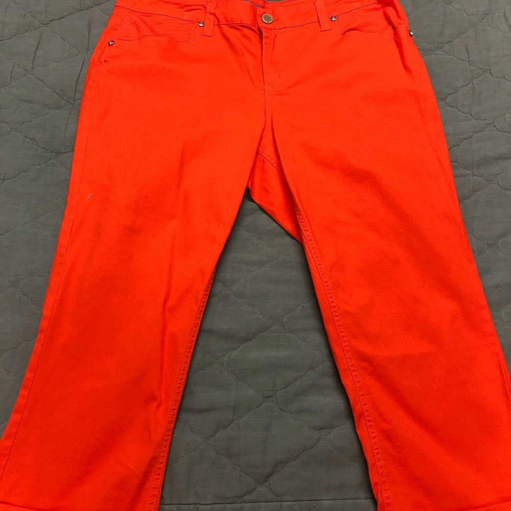 New Directions Capris - Picture 3 of 7